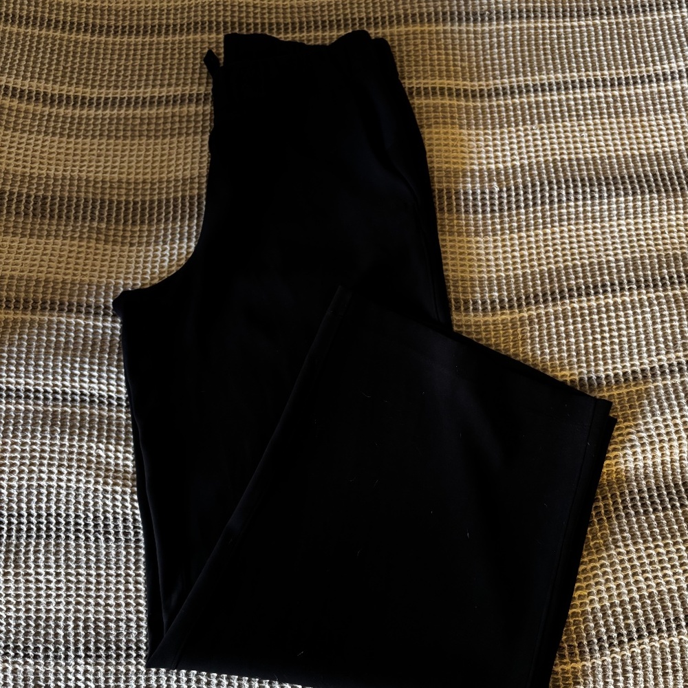 Lululemon black drawstring trousers